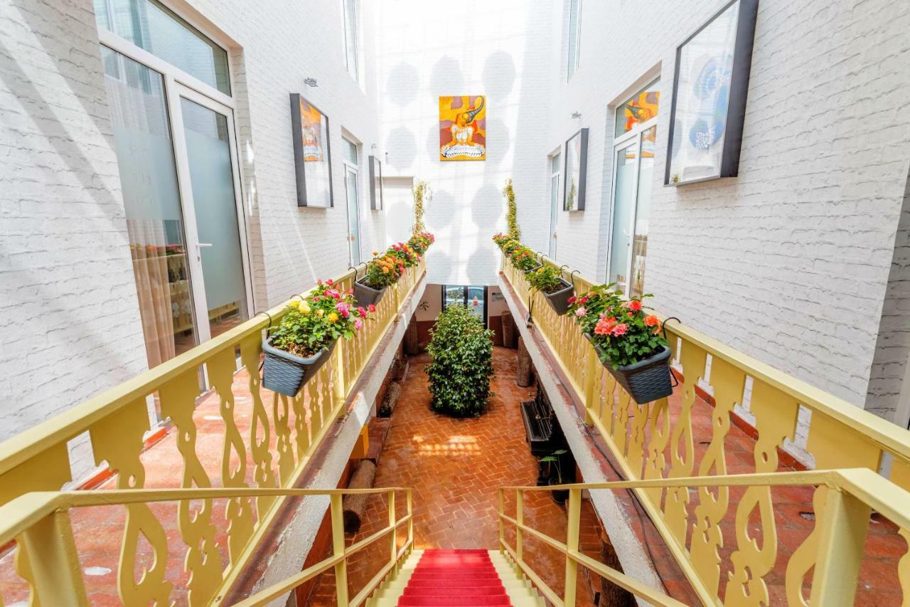 Hotel Tato Tbiliszi Kültér fotó