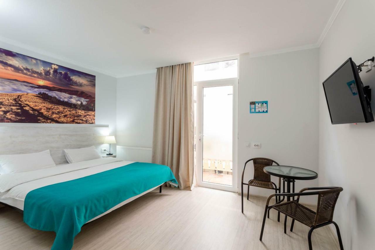 Hotel Tato Tbiliszi Kültér fotó